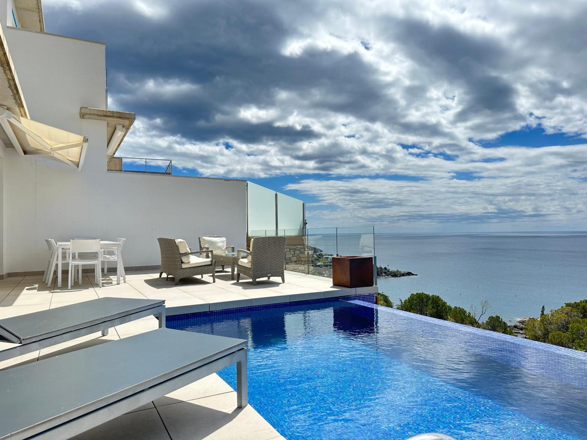 Agi Turo Villa Rosas Exterior foto